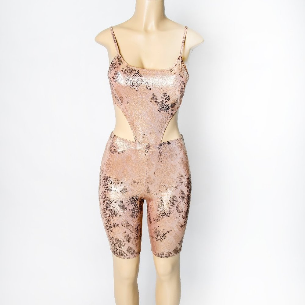 2 Piece Metallic Body Suit Short Set